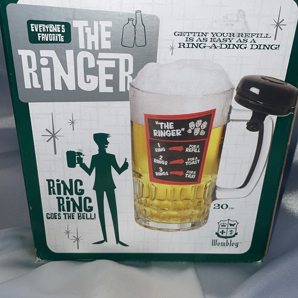 The Ringer 20oz Beer Mug w/Bell Black & Red Wembley Gag Gift Exchange New in Box - Picture 3 of 7
